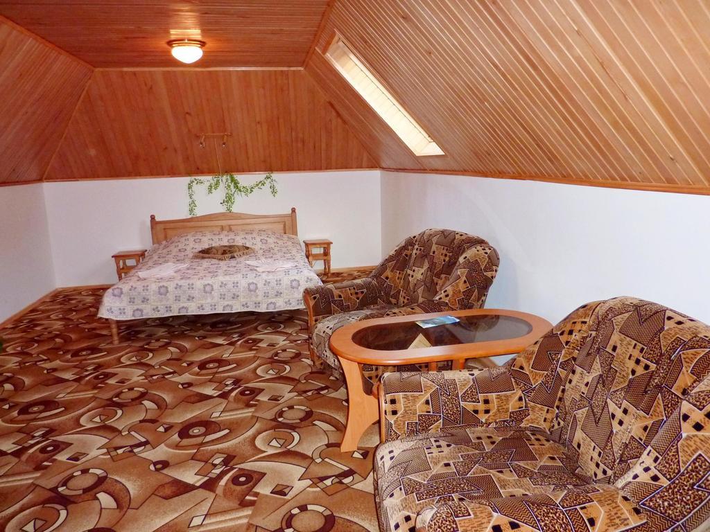Sadyba Bilya Richky Yaremche Room photo
