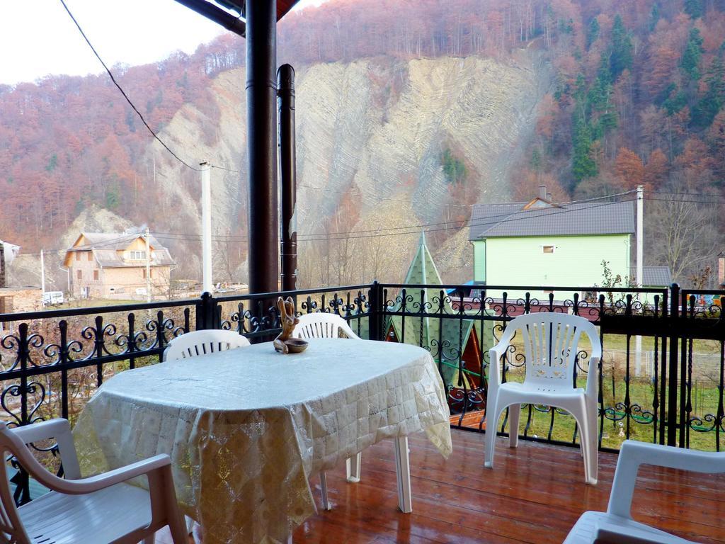 Sadyba Bilya Richky Yaremche Room photo